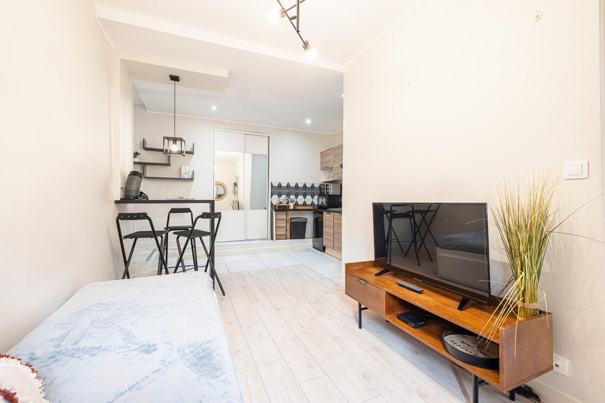 Le Grand Jean - Pres Gare Et Tram - Supermarches - Wifi - 3 Person Apartment *