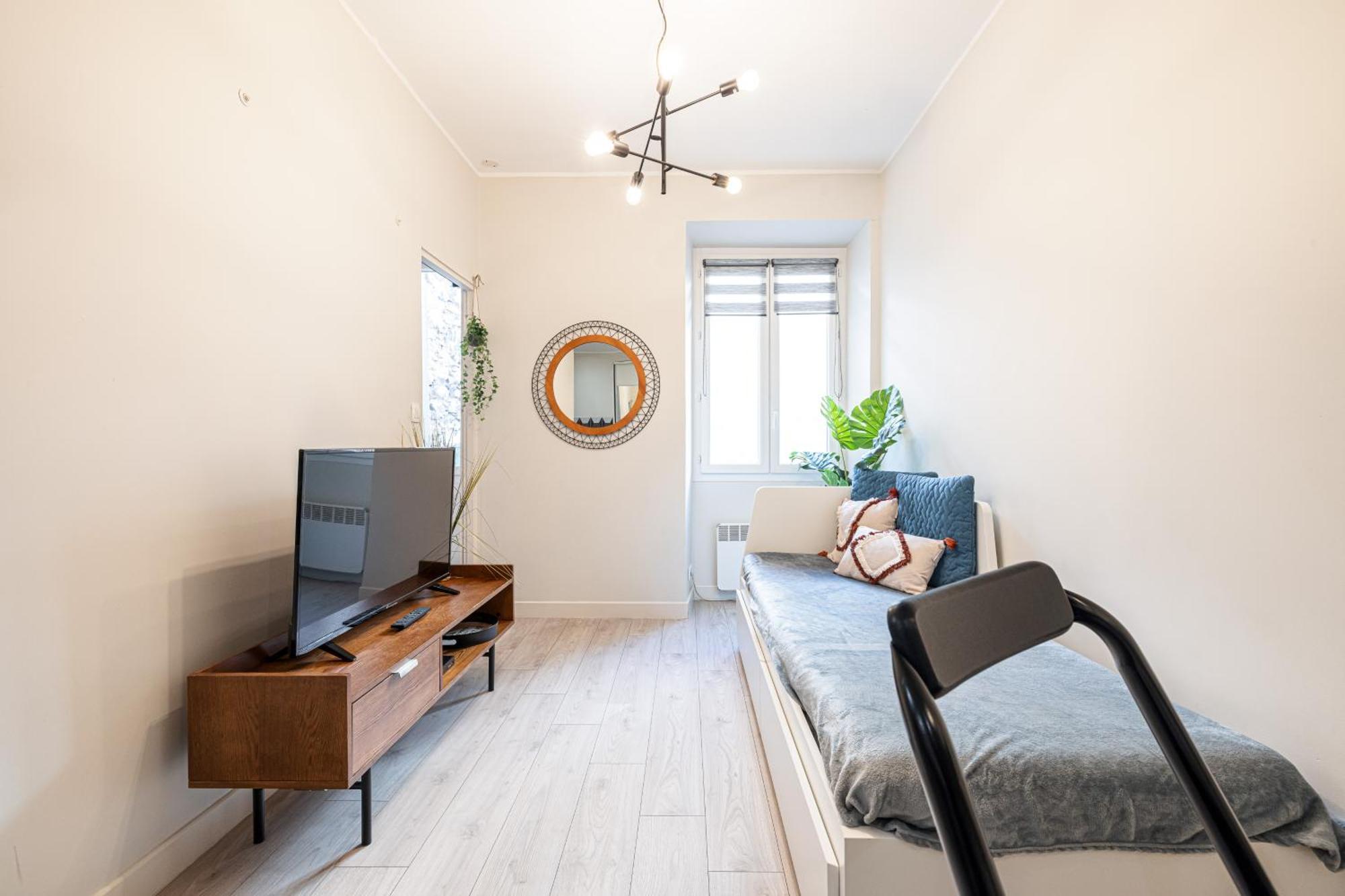 Le Grand Jean - Pres Gare Et Tram - Supermarches - Wifi - 3 Person * Nizza